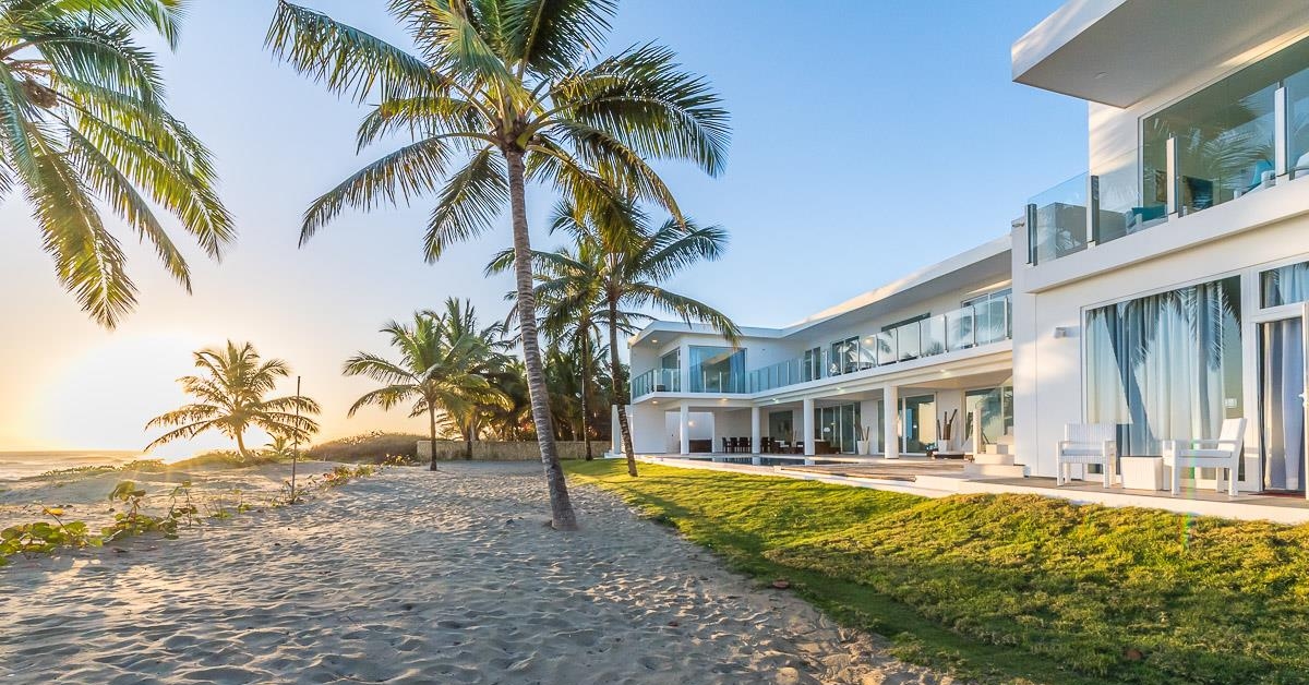 5 Razones por las que Comprar una Casa en República Dominicana Es una Decisión Inteligente